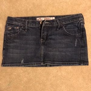 Hollister distressed mini skirt